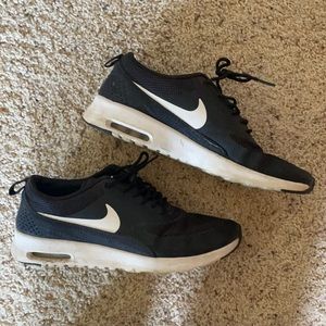 Nike black sneakers